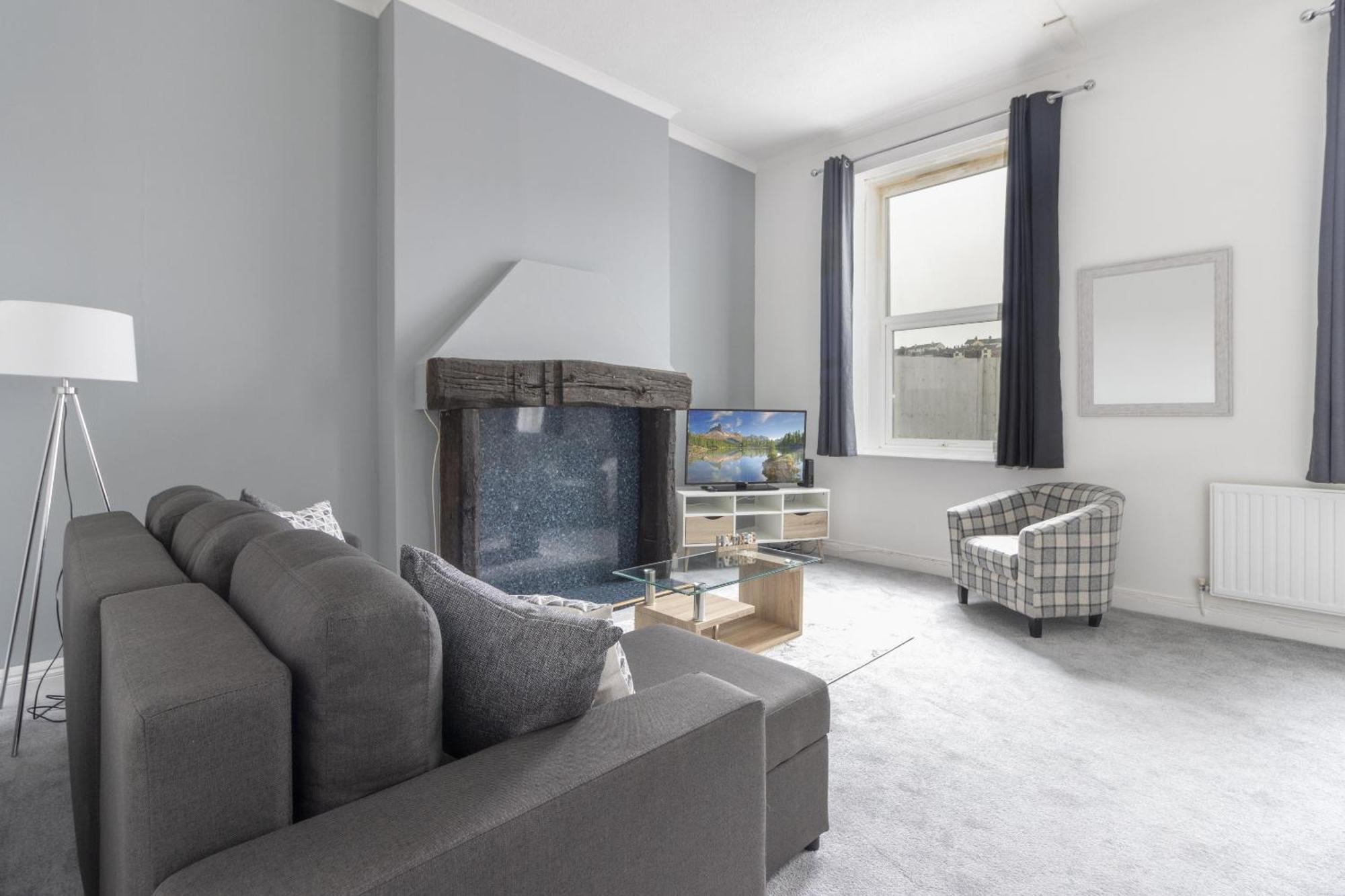 Appartamento Alexandra - Large 3 Bed Perfect For Contractors, Free Parking, Fast Wifi And Great Value! Plymouth Esterno foto