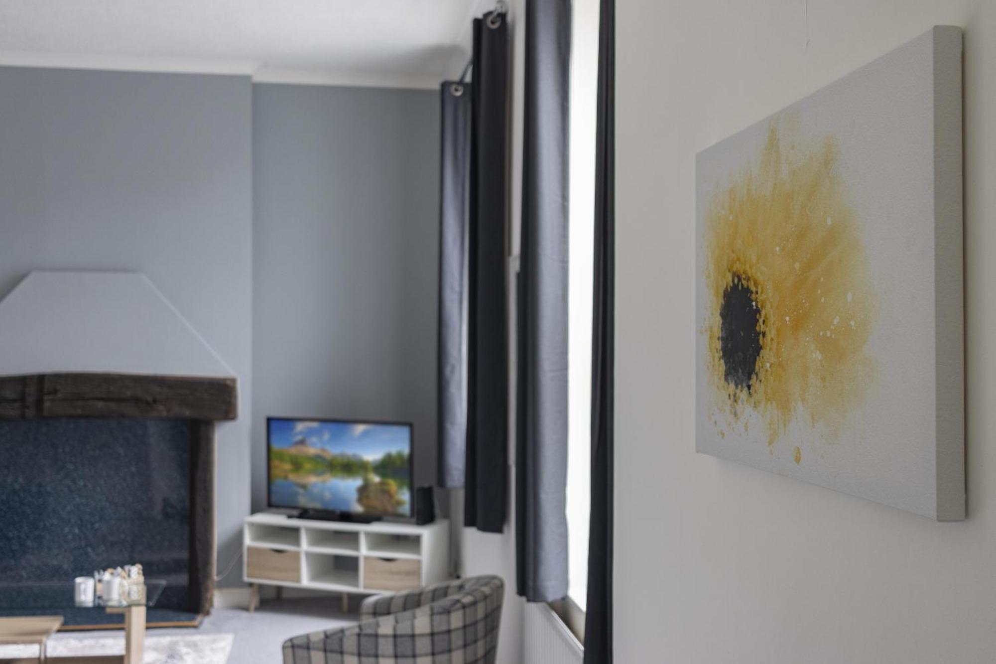 Appartamento Alexandra - Large 3 Bed Perfect For Contractors, Free Parking, Fast Wifi And Great Value! Plymouth Esterno foto